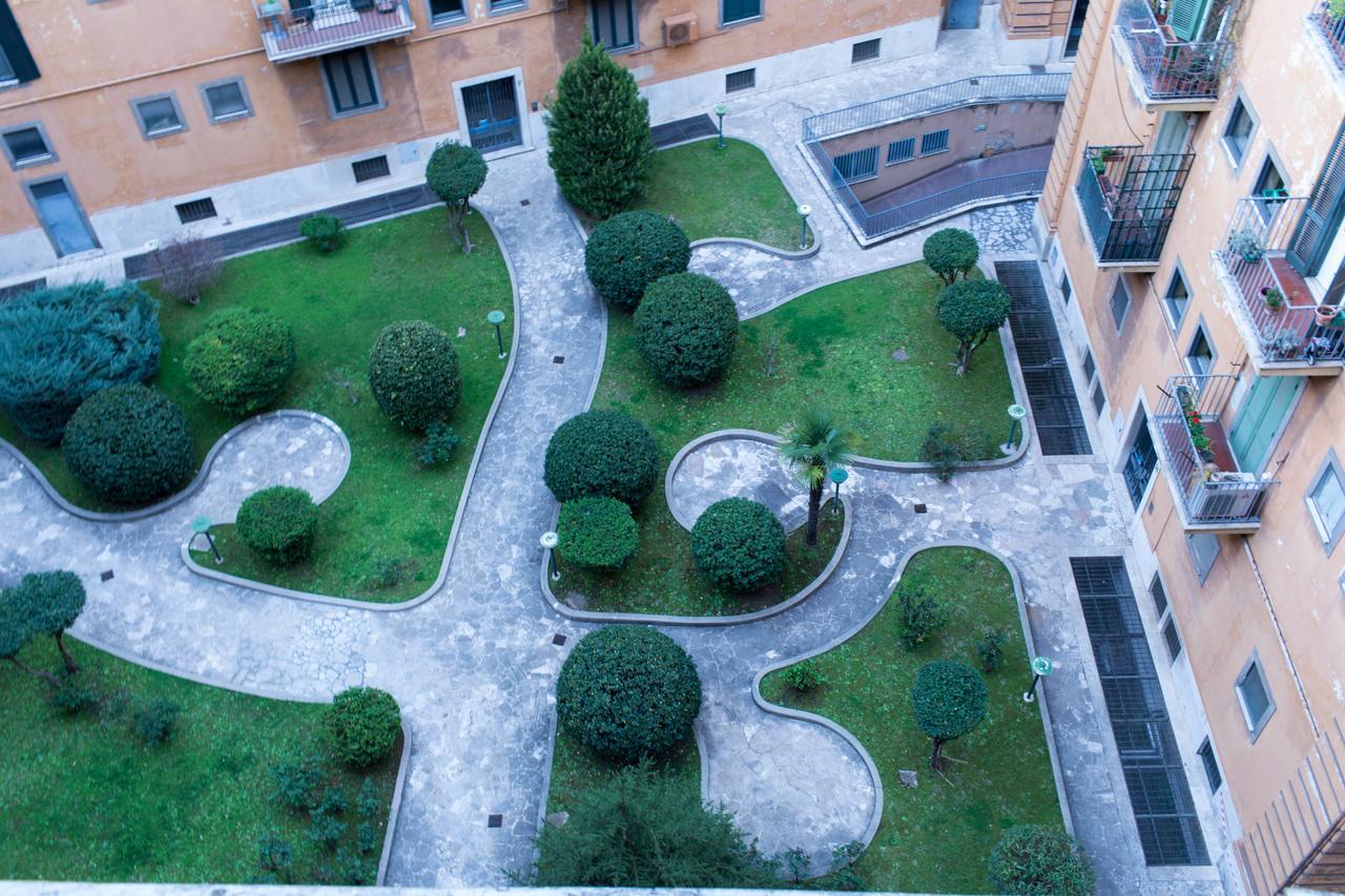 Apartment In Front Of St Peter'S Square And Vatican Museums - Mypad In Rome Exterior photo